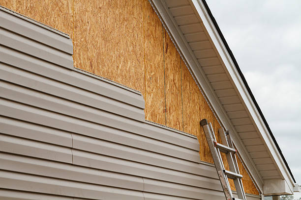24/7 Emergency Siding Repair experts in Canfield, OH